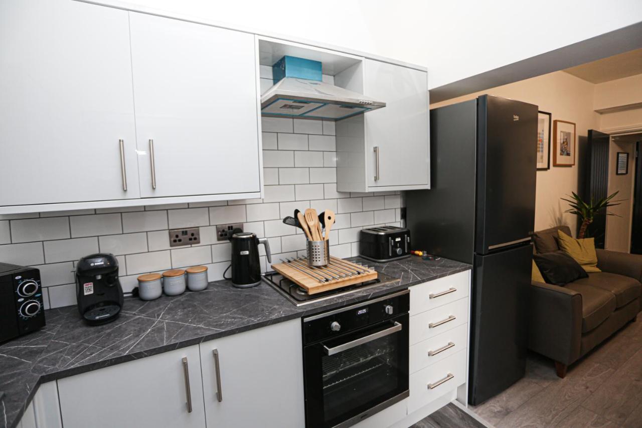 Cheerful 4-Bedroom Home In Sheffield Walkley Екстер'єр фото