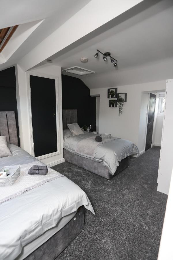 Cheerful 4-Bedroom Home In Sheffield Walkley Екстер'єр фото